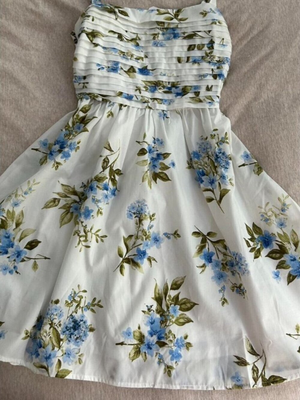 Blu Pepper Floral Pleated Babydoll Dress NWT White Blue Hydrangea Size Large